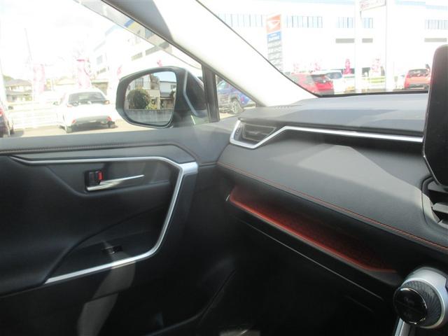 ＲＡＶ４ ハイブリッドアドベンチャー　サンルーフ　４ＷＤ　ミュージックプレイヤー接続可　バックカメラ　衝突被害軽減システム　ＥＴＣ　ＬＥＤヘッドランプ　ワンオーナー　記録簿（22枚目）
