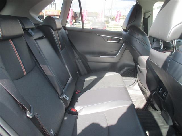 ＲＡＶ４ ハイブリッドアドベンチャー　サンルーフ　４ＷＤ　ミュージックプレイヤー接続可　バックカメラ　衝突被害軽減システム　ＥＴＣ　ＬＥＤヘッドランプ　ワンオーナー　記録簿（27枚目）