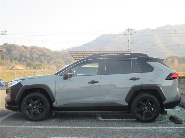 ＲＡＶ４ アドベンチャー　オフロードパッケージＩＩ　４ＷＤ　ミュージックプレイヤー接続可　バックカメラ　衝突被害軽減システム　ＥＴＣ　ＬＥＤヘッドランプ　ワンオーナー　記録簿（3枚目）