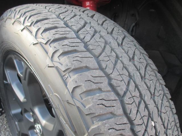 ＲＡＶ４ アドベンチャー　オフロードパッケージＩＩ　４ＷＤ　ミュージックプレイヤー接続可　バックカメラ　衝突被害軽減システム　ＥＴＣ　ＬＥＤヘッドランプ　ワンオーナー　記録簿（38枚目）