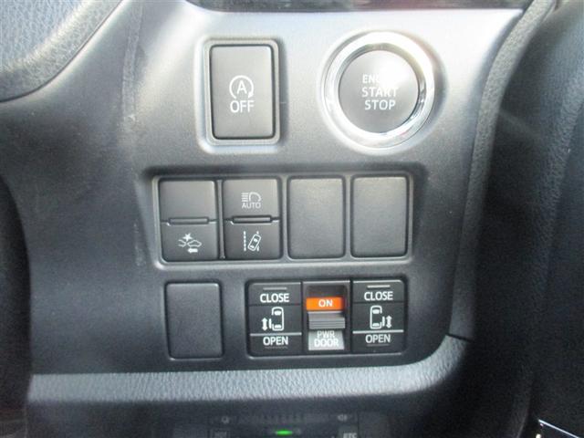 ノア Ｓｉ　ダブルバイビーＩＩＩ　フルセグ　メモリーナビ　ＤＶＤ再生　後席モニター　バックカメラ　衝突被害軽減システム　ＥＴＣ　ドラレコ　両側電動スライド　ＬＥＤヘッドランプ　ウオークスルー　乗車定員８人　３列シート　ワンオーナー（18枚目）