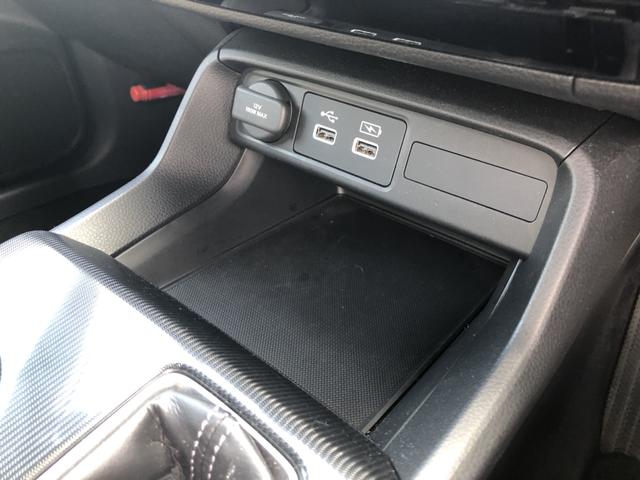 シビック ＬＸ　登録済未使用車　クルコン　リアカメラ　横滑り防止装置　禁煙車　１オーナー　ソナー　ターボ車　シートヒーター　オートエアコン　サイドエアバッグ　パワーウィンドウ　ＡＢＳ　スマートキー　エアバッグ　地デジ（18枚目）