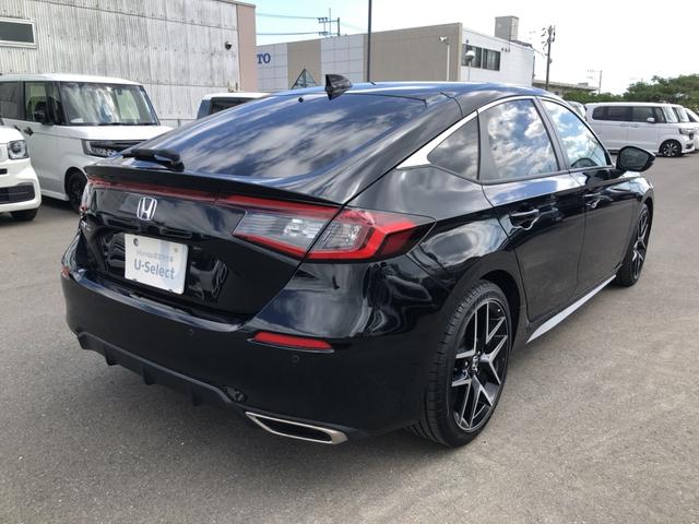 シビック ＬＸ　登録済未使用車　クルコン　リアカメラ　横滑り防止装置　禁煙車　１オーナー　ソナー　ターボ車　シートヒーター　オートエアコン　サイドエアバッグ　パワーウィンドウ　ＡＢＳ　スマートキー　エアバッグ　地デジ（38枚目）