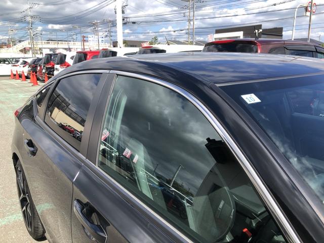 シビック ＬＸ　登録済未使用車　クルコン　リアカメラ　横滑り防止装置　禁煙車　１オーナー　ソナー　ターボ車　シートヒーター　オートエアコン　サイドエアバッグ　パワーウィンドウ　ＡＢＳ　スマートキー　エアバッグ　地デジ（42枚目）