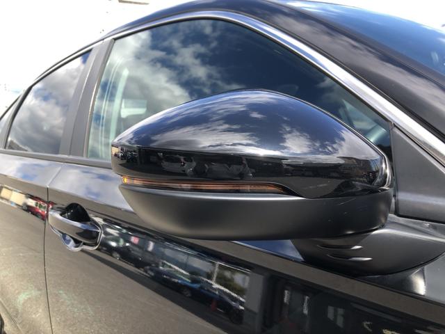 シビック ＬＸ　登録済未使用車　クルコン　リアカメラ　横滑り防止装置　禁煙車　１オーナー　ソナー　ターボ車　シートヒーター　オートエアコン　サイドエアバッグ　パワーウィンドウ　ＡＢＳ　スマートキー　エアバッグ　地デジ（48枚目）