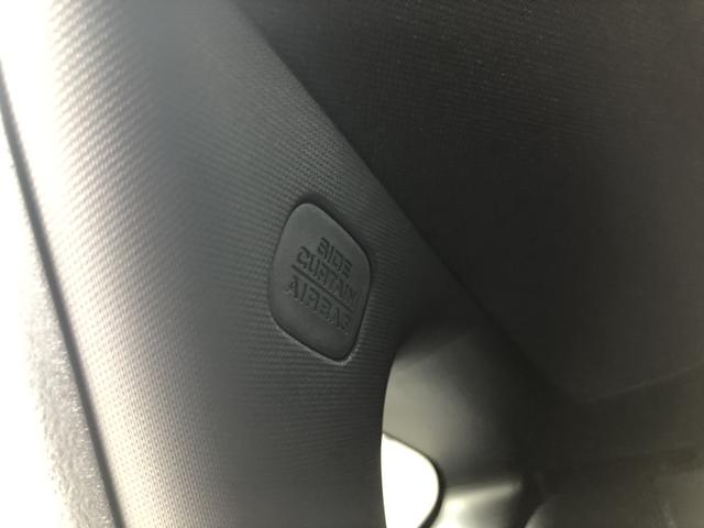 シビック ＬＸ　登録済未使用車　クルコン　リアカメラ　横滑り防止装置　禁煙車　１オーナー　ソナー　ターボ車　シートヒーター　オートエアコン　サイドエアバッグ　パワーウィンドウ　ＡＢＳ　スマートキー　エアバッグ　地デジ（53枚目）