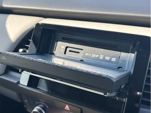 フィット ホーム２０周年特別仕様車メゾン　試乗車アップ　純正ナビ　ＬＥＤ　アルミホイール　シートヒーター　ワンオーナー　禁煙車　衝突被害軽減システム　地デジ　パーキングセンサー　アイドリングストップ　クルーズコントロール　スマートキーシステム（56枚目）