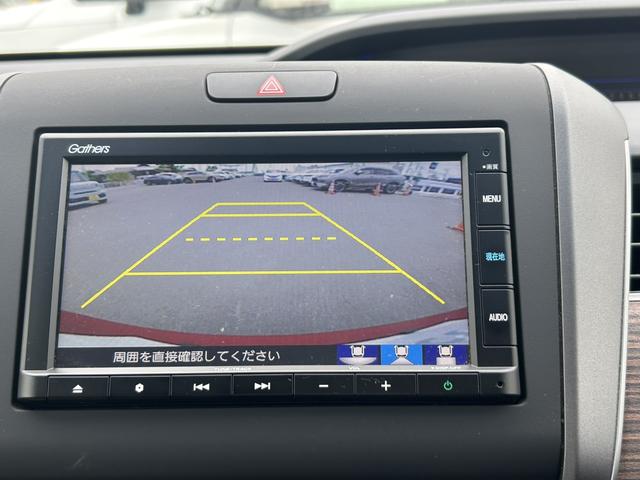 フリード＋ クロスター・ホンダセンシング　純正ナビ　ＥＴＣ　フロントドラレコ　シートヒーター　衝突軽減ブレーキ　リモコンキー　両側ＰＳＤ　１オーナー　整備記録簿　禁煙　オートクルーズコントロール　ＶＳＡ　エコアイドル　オートエアコン　Ｒカメラ（7枚目）