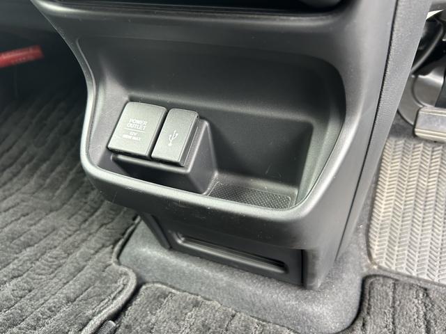 フリード＋ クロスター・ホンダセンシング　純正ナビ　ＥＴＣ　フロントドラレコ　シートヒーター　衝突軽減ブレーキ　リモコンキー　両側ＰＳＤ　１オーナー　整備記録簿　禁煙　オートクルーズコントロール　ＶＳＡ　エコアイドル　オートエアコン　Ｒカメラ（66枚目）