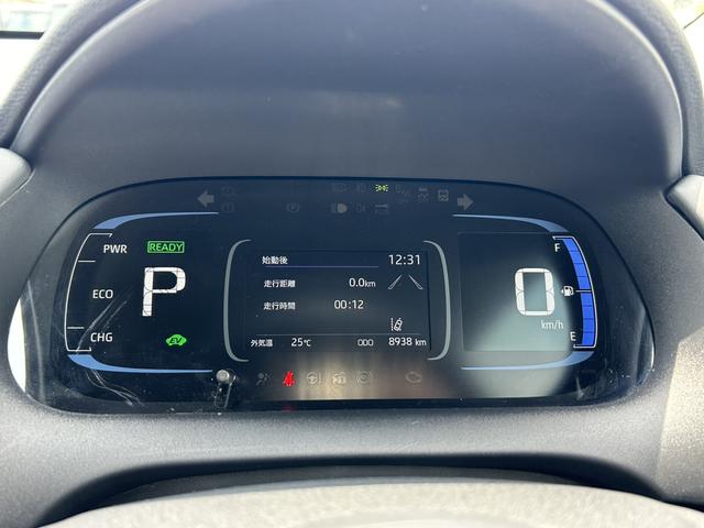 アクア Ｇ　レンタカーアップ　純正ナビ　ＥＴＣ　ドラレコ　禁煙車　Ｒカメラ　前後センサー　衝突軽減　横滑り防止装置　スマートキー　オートエアコン　アイドルストップ　キーフリ　クルーズコントロール　整備記録簿　ＰＳ（14枚目）