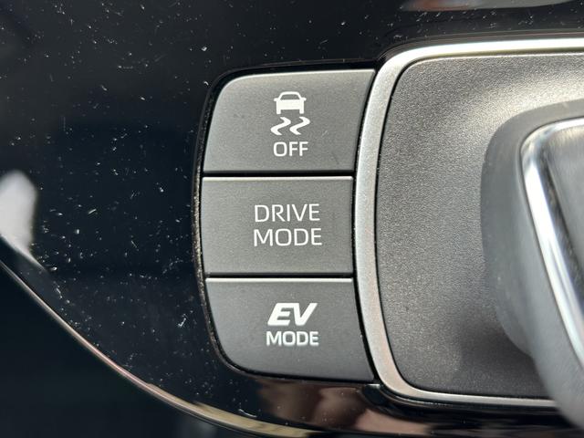 アクア Ｇ　レンタカーアップ　純正ナビ　ＥＴＣ　ドラレコ　禁煙車　Ｒカメラ　前後センサー　衝突軽減　横滑り防止装置　スマートキー　オートエアコン　アイドルストップ　キーフリ　クルーズコントロール　整備記録簿　ＰＳ（17枚目）