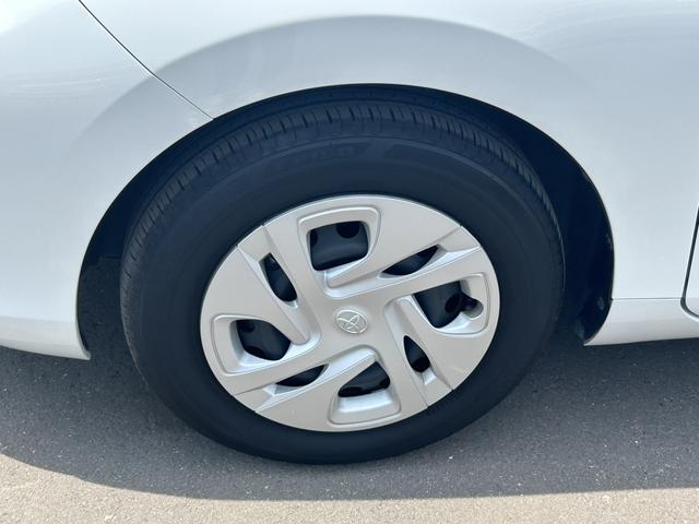 アクア Ｇ　レンタカーアップ　純正ナビ　ＥＴＣ　ドラレコ　禁煙車　Ｒカメラ　前後センサー　衝突軽減　横滑り防止装置　スマートキー　オートエアコン　アイドルストップ　キーフリ　クルーズコントロール　整備記録簿　ＰＳ（33枚目）