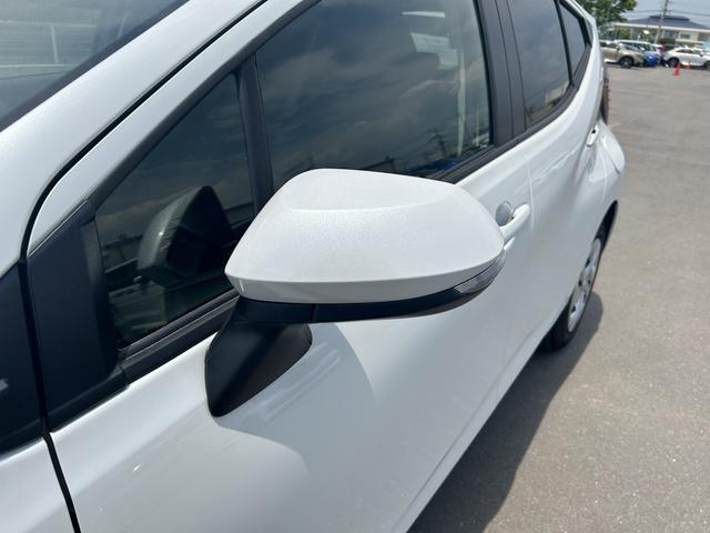 アクア Ｇ　レンタカーアップ　純正ナビ　ＥＴＣ　ドラレコ　禁煙車　Ｒカメラ　前後センサー　衝突軽減　横滑り防止装置　スマートキー　オートエアコン　アイドルストップ　キーフリ　クルーズコントロール　整備記録簿　ＰＳ（47枚目）