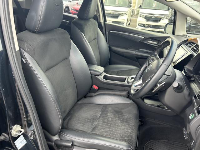 シャトル ハイブリッドＺ　純正ナビ　ＥＴＣ　アルミホイール　シートヒーター　ワンオーナー　禁煙車　記録簿付　フルセグ地デジＴＶ　Ｂカメラ　シートＨ　クルコン　キーフリ　アドバンストキー　ナビＴＶ　盗難防止システム　ＥＣＯＮ（11枚目）