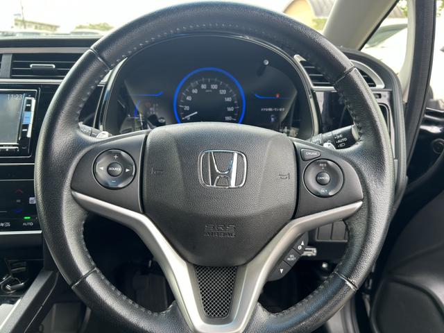 シャトル ハイブリッドＺ　純正ナビ　ＥＴＣ　アルミホイール　シートヒーター　ワンオーナー　禁煙車　記録簿付　フルセグ地デジＴＶ　Ｂカメラ　シートＨ　クルコン　キーフリ　アドバンストキー　ナビＴＶ　盗難防止システム　ＥＣＯＮ（13枚目）