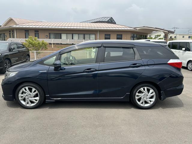 シャトル ハイブリッドＺ　純正ナビ　ＥＴＣ　アルミホイール　シートヒーター　ワンオーナー　禁煙車　記録簿付　フルセグ地デジＴＶ　Ｂカメラ　シートＨ　クルコン　キーフリ　アドバンストキー　ナビＴＶ　盗難防止システム　ＥＣＯＮ（41枚目）