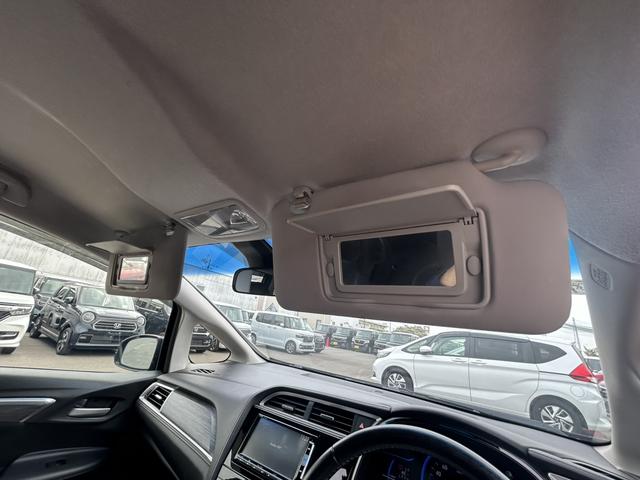 シャトル ハイブリッドＺ　純正ナビ　ＥＴＣ　アルミホイール　シートヒーター　ワンオーナー　禁煙車　記録簿付　フルセグ地デジＴＶ　Ｂカメラ　シートＨ　クルコン　キーフリ　アドバンストキー　ナビＴＶ　盗難防止システム　ＥＣＯＮ（62枚目）