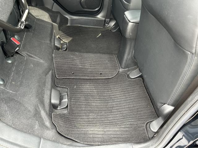 シャトル ハイブリッドＺ　純正ナビ　ＥＴＣ　アルミホイール　シートヒーター　ワンオーナー　禁煙車　記録簿付　フルセグ地デジＴＶ　Ｂカメラ　シートＨ　クルコン　キーフリ　アドバンストキー　ナビＴＶ　盗難防止システム　ＥＣＯＮ（63枚目）