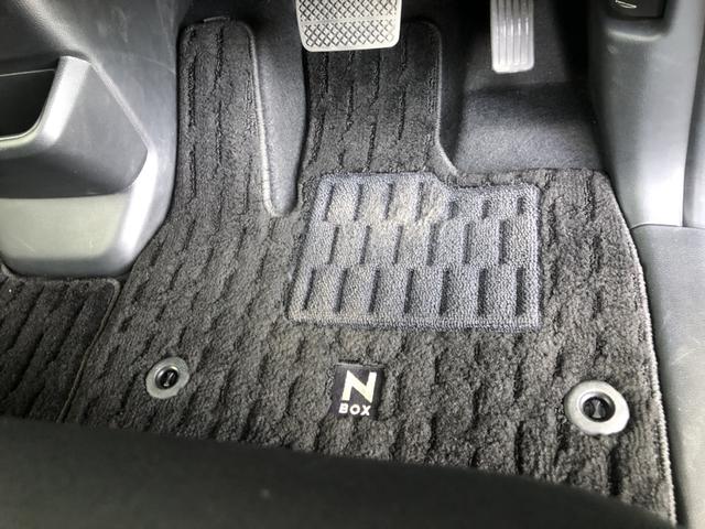 Ｎ－ＢＯＸカスタム ベースグレード　試乗車アップ　純正ナビ　ドラレコ　両側電動ドア　ＬＥＤ　アルミホイール　追突軽減ブレーキ　禁煙　Ｂカメ　ＵＳＢ　スマキー　アイドリング　オートエアコン　ドライブレコーダー　前席シートヒーター　ＥＳＣ（62枚目）