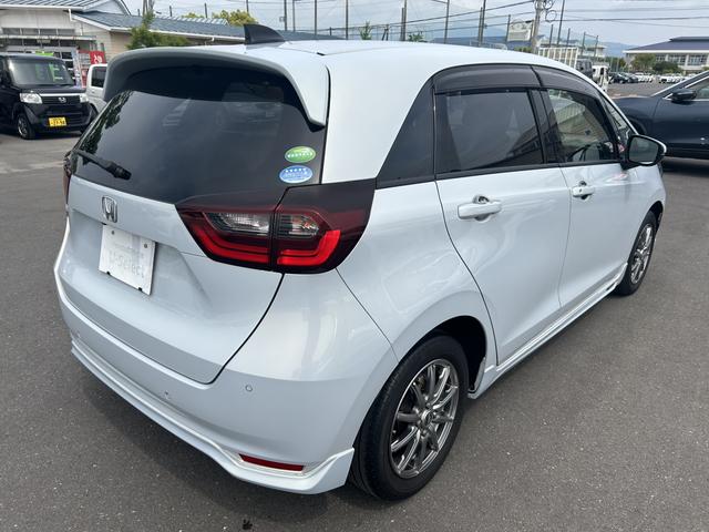 フィット ホーム　純正ナビ　ＥＴＣ　ＬＥＤ　アルミホイール　ワンオーナー　禁煙車　バックカメラ付き　スマキ－　ＵＳＢ　サイドカーテンエアバック　記録簿　キーレス　エアコン　パワステ　ＤＶＤ再生　ＶＳＡ　クルコン　ＡＢＳ（35枚目）