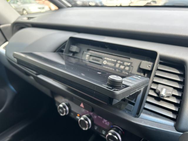 フィット ホーム　純正ナビ　ＥＴＣ　ＬＥＤ　アルミホイール　ワンオーナー　禁煙車　バックカメラ付き　スマキ－　ＵＳＢ　サイドカーテンエアバック　記録簿　キーレス　エアコン　パワステ　ＤＶＤ再生　ＶＳＡ　クルコン　ＡＢＳ（53枚目）