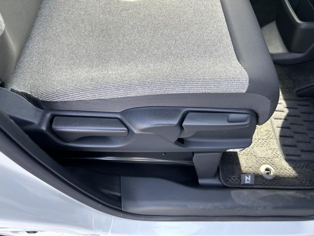 Ｎ－ＢＯＸ ベースグレード　レンタカーアップ　純正ナビ　ＥＴＣ　ドラレコ　パワーウインドー　衝突被害軽減　バックカメラ付　インテリキー　横滑り防止機能　ＵＳＢ　禁煙　両側スライド片側電動ドア　オートエアコン　ＬＥＤライト　ＡＢＳ（57枚目）