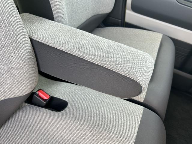 Ｎ－ＢＯＸ ファッションスタイル　試乗車アップ　純正ナビ　両側電動ドア　ＬＥＤ　ワンオーナー　禁煙車　インテリキー　クリソナ　ＵＳＢ　サイドエアバッグ　エアコン　イモビ　１オーナー　エアバッグ　リアカメラ　フルセグ　キーフリー　ＡＢＳ（11枚目）