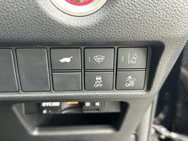 ＣＲ－Ｖ ＥＸ・マスターピース　純正ナビ　ＥＴＣ２．０　ドラレコ　ガラスルーフ　ブラインドスポットインフォメーション　電動シート　記録簿　禁煙車　Ｓルーフ　ワンオーナー車　セキュリティーアラーム　ターボ　ＤＶＤ再生可　フルセグテレビ（22枚目）