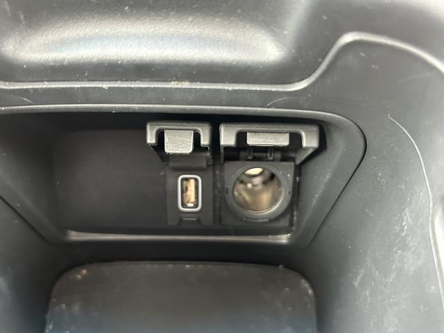 ＣＲ－Ｖ ＥＸ・マスターピース　純正ナビ　ＥＴＣ２．０　ドラレコ　ガラスルーフ　ブラインドスポットインフォメーション　電動シート　記録簿　禁煙車　Ｓルーフ　ワンオーナー車　セキュリティーアラーム　ターボ　ＤＶＤ再生可　フルセグテレビ（24枚目）