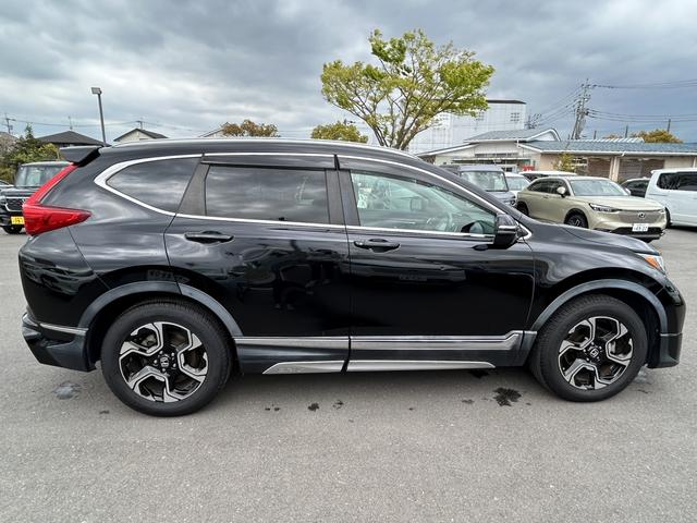 ＣＲ－Ｖ ＥＸ・マスターピース　純正ナビ　ＥＴＣ２．０　ドラレコ　ガラスルーフ　ブラインドスポットインフォメーション　電動シート　記録簿　禁煙車　Ｓルーフ　ワンオーナー車　セキュリティーアラーム　ターボ　ＤＶＤ再生可　フルセグテレビ（56枚目）