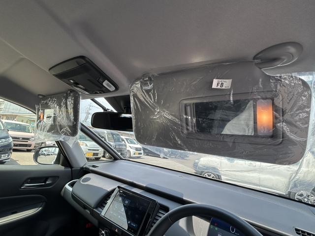 フィット ｅ：ＨＥＶホーム　試乗車アップ　純正ディスプレイオーディオ　ドラレコ　ＬＥＤ　ワンオーナー　禁煙車　コーナーソナー　１オーナー車　記録簿　サイドカーテンエアバック　Ｂカメ　ＷＳＲＳ　スマートキープッシュスタート　ＶＳＡ（56枚目）
