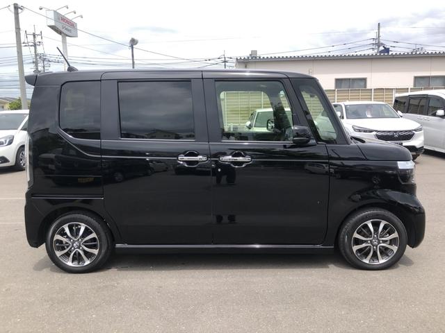 Ｎ－ＢＯＸカスタム ベースグレード　試乗車アップ　純正ナビ　ドラレコ　両側電動ドア　ＬＥＤ　アルミホイール　追突被害軽減ブレーキ　ＥＣＯＮ　禁煙　オートクルーズ　シートヒータ　ＵＳＢ　セキュリティアラーム　ＡＡＣ　スマートキ－　パワステ（34枚目）