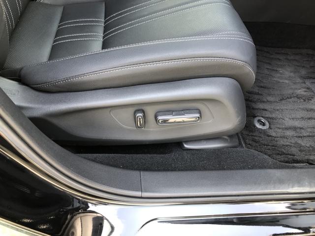 ＺＲ－Ｖ Ｚ　試乗車アップ　純正ナビ　ＥＴＣ　ドラレコ　ＬＥＤ　アルミホイール　衝突被害軽減　整備記録簿　サイドエアバッグ　ドライブレコーダー　横滑り防止装置　電動トランク　Ｂカメラ　ナビＴＶ　ターボ　Ｐセンサー（12枚目）