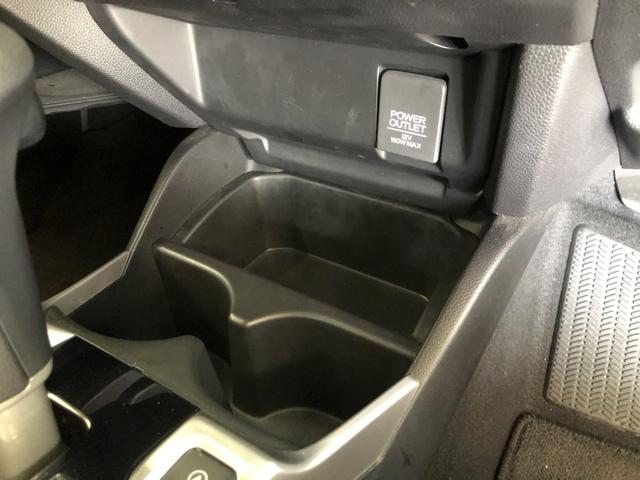 フィット １３Ｇ・Ｆ　ＣＤプレイヤー　ワンオーナー　禁煙車　スマートキー　記録簿　キーフリーシステム　両席エアバック　横滑り防止装置付　ＡＢＳ　スマートキ－　運転席エアバッグ　ＡＵＴＯエアコン　パワーウィンドー　パワステ（14枚目）