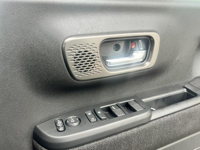 Ｎ－ＢＯＸカスタム ベースグレード　届出済未使用車　片側電動ドア　ＬＥＤ　シートヒーター　アルミホイール　スマートキープッシュスタート　ベンチＳ　衝突軽減ブレーキ　イモビライザー　エアコン　パワーウインドウ　ＥＣＯＮモード　ＶＳＡ（26枚目）
