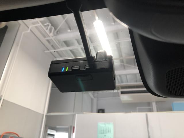 ヴェゼル ｅ：ＨＥＶＺ　コネクトナビ　ＥＴＣ　ドラレコ　ＬＥＤ　アルミホイール　ブラインドスポットインフォメーション　両席エアバック　Ｂカメ　記録簿付　横滑防止装置　前後ソナー　クルーズＣ　パワーウインドウ　ＡＡＣ　禁煙（9枚目）