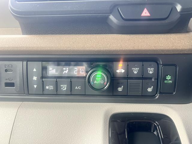 Ｎ－ＢＯＸ ベースグレード　届出済未使用車　片側電動ドア　ＬＥＤ　シートヒーター　ホンダセンシング　軽減ブレーキ　イモビ　スマートキ　サイドエアバック　キーフリーシステム　パワーウインドウ　ＥＳＣ　エアコン　ベンチシート　ＡＢＳ（11枚目）