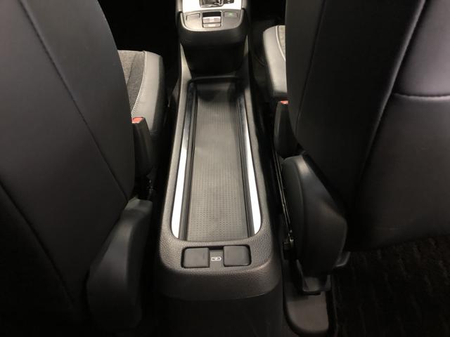 フィット ｅ：ＨＥＶホーム　純正ナビ　ＥＴＣ　前後ドラレコ　ＬＥＤ　ワンオーナー　禁煙車　前後ブレーキサポート　盗難防止　クリアランスソナー　ＥＣＯモード　１オーナー　バックガイドモニター　スマートキー　オートクルーズ　記録簿付（19枚目）