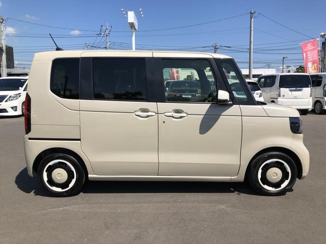 Ｎ－ＢＯＸ ファッションスタイル　レンタカーアップ　純正ナビ　ドラレコ　ＥＴＣ　両側電動スライド　ＬＥＤ　禁煙車　サイドカメラ　ソナー　スマートキ　ＵＳＢポート　バックモニター　サイドカーテンエアバック　ドライブレコーダー　クルコン（39枚目）