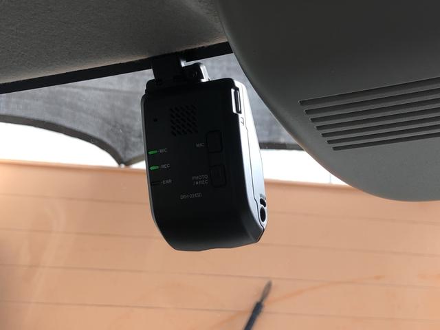 Ｎ－ＢＯＸ ベースグレード　レンタカーアップ　純正ナビ　ＥＴＣ　ドラレコ　ＬＥＤ　片側電動スライドドア　シートヒーター　禁煙車　衝突軽減システム　スマートキ－　カーテンエアバック　イモビライザー　ＥＣＯモード　横滑り防止　地デジ（9枚目）