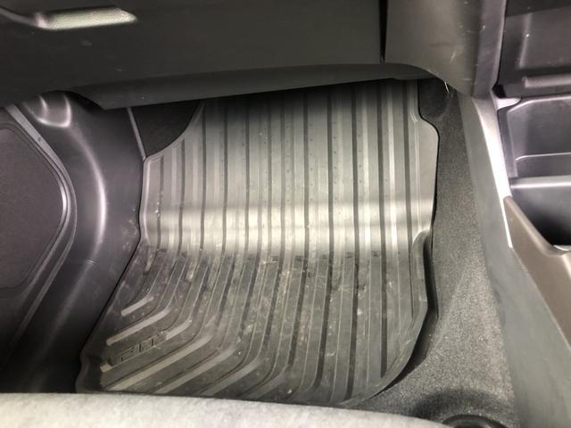 フィット １３Ｇ・Ｆコンフォートエディション　純正ナビ　ＥＴＣ　ＬＥＤ　ワンオーナー　禁煙車　記録簿　エアコン　リヤカメラ　横滑防止装置　衝突軽減　パワーウィンドウ　スマートキー　ＤＶＤ再生　ＡＢＳ　クルーズコントロール　Ｉストップ　ＵＳＢ（65枚目）
