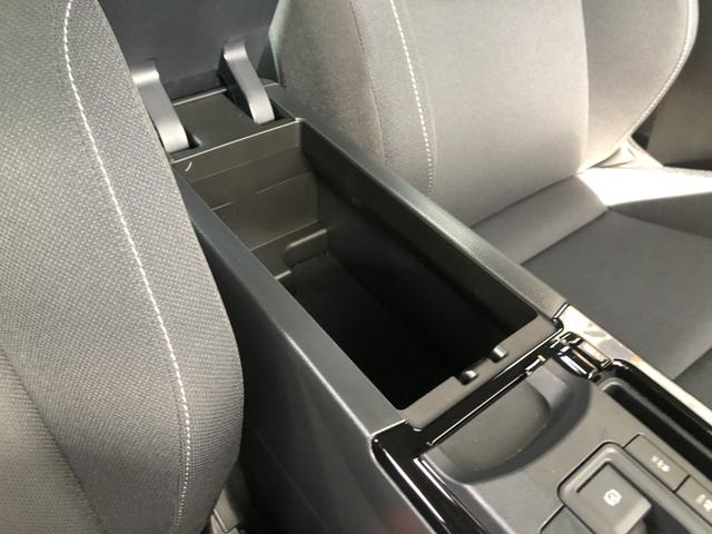 プリウス Ｇ　レンタカーアップ　純正ナビ　ＥＴＣ　ドラレコ　アルミホイール　ＬＥＤ　クルーズコントロール　禁煙車　ナビ・ＴＶ　衝突被害軽減ブレーキ　アイドルストップ　シートヒータ　フルセグＴＶ　コーナーセンサー（23枚目）