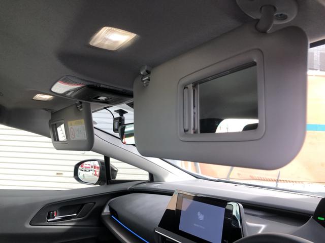 プリウス Ｇ　レンタカーアップ　純正ナビ　ＥＴＣ　ドラレコ　アルミホイール　ＬＥＤ　クルーズコントロール　禁煙車　ナビ・ＴＶ　衝突被害軽減ブレーキ　アイドルストップ　シートヒータ　フルセグＴＶ　コーナーセンサー（59枚目）