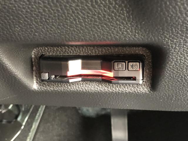 ＷＲ－Ｖ Ｚ＋　レンタカーアップ　純正ナビ　ＥＴＣ　ドラレコ　ＬＥＤ　アルミホイール　クリソナ　追突軽減ブレーキ　フルセグテレビ　サイドエアバッグ　禁煙　ＵＳＢ　盗難防止システム　運転席エアバッグ　Ｂカメラ　クルコン（8枚目）