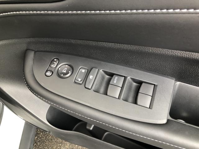 ＷＲ－Ｖ Ｚ＋　レンタカーアップ　純正ナビ　ＥＴＣ　ドラレコ　ＬＥＤ　アルミホイール　クリソナ　追突軽減ブレーキ　フルセグテレビ　サイドエアバッグ　禁煙　ＵＳＢ　盗難防止システム　運転席エアバッグ　Ｂカメラ　クルコン（56枚目）