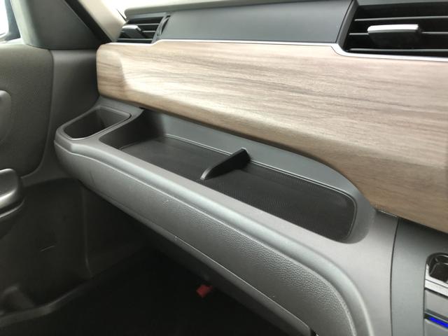 フリード＋ Ｇ・ホンダセンシング　純正ナビ　ＥＴＣ　前後ドラレコ　両側電動スライド　シートヒーター　クルーズコントロール　禁煙車　ワンオーナー　プリクラッシュ　Ｂモニター　両側オートスライドドア　パワーウインド　スマートキー　ＰＳ（17枚目）