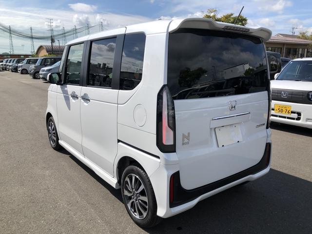 Ｎ－ＢＯＸカスタム ベースグレード　レンタカーアップ　純正ナビ　ＥＴＣ　ドラレコ　片側電動スライド　禁煙車　ＵＳＢ接続　ＣＭＢＳ　Ｄレコ　ベンチシート　オートエアコン　スマートキ　ＬＥＤ　盗難防止装置　クルコン　バックカメラ　エアバッグ（43枚目）