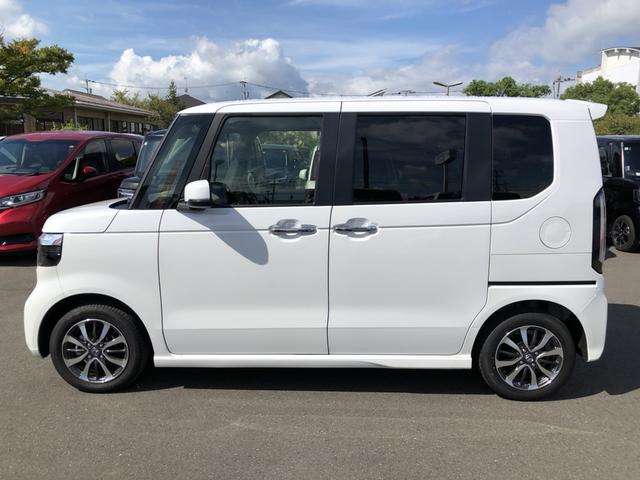 Ｎ－ＢＯＸカスタム ベースグレード　レンタカーアップ　純正ナビ　ＥＴＣ　ドラレコ　片側電動スライド　禁煙車　ＵＳＢ接続　ＣＭＢＳ　Ｄレコ　ベンチシート　オートエアコン　スマートキ　ＬＥＤ　盗難防止装置　クルコン　バックカメラ　エアバッグ（44枚目）