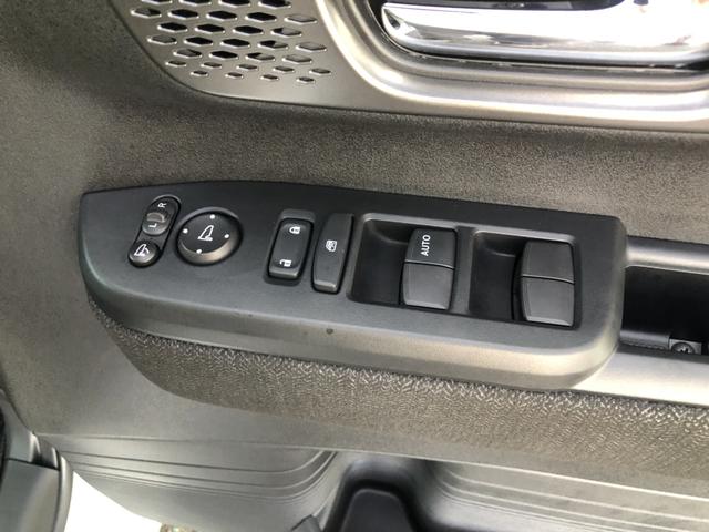 Ｎ－ＢＯＸカスタム ベースグレード　レンタカーアップ　純正ナビ　ＥＴＣ　ドラレコ　片側電動スライド　禁煙車　ＵＳＢ接続　ＣＭＢＳ　Ｄレコ　ベンチシート　オートエアコン　スマートキ　ＬＥＤ　盗難防止装置　クルコン　バックカメラ　エアバッグ（64枚目）