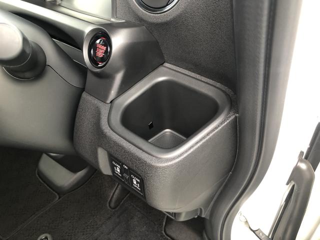 Ｎ－ＢＯＸカスタム ベースグレード　レンタカーアップ　純正ナビ　ＥＴＣ　ドラレコ　両側電動ドア　ＬＥＤ　Ｗ電動ドア　ＵＳＢ接続　ＣＭＢＳ　Ｄレコ　禁煙　ベンチシート　オートエアコン　スマートキ　盗難防止装置　クルコン　バックカメラ（21枚目）